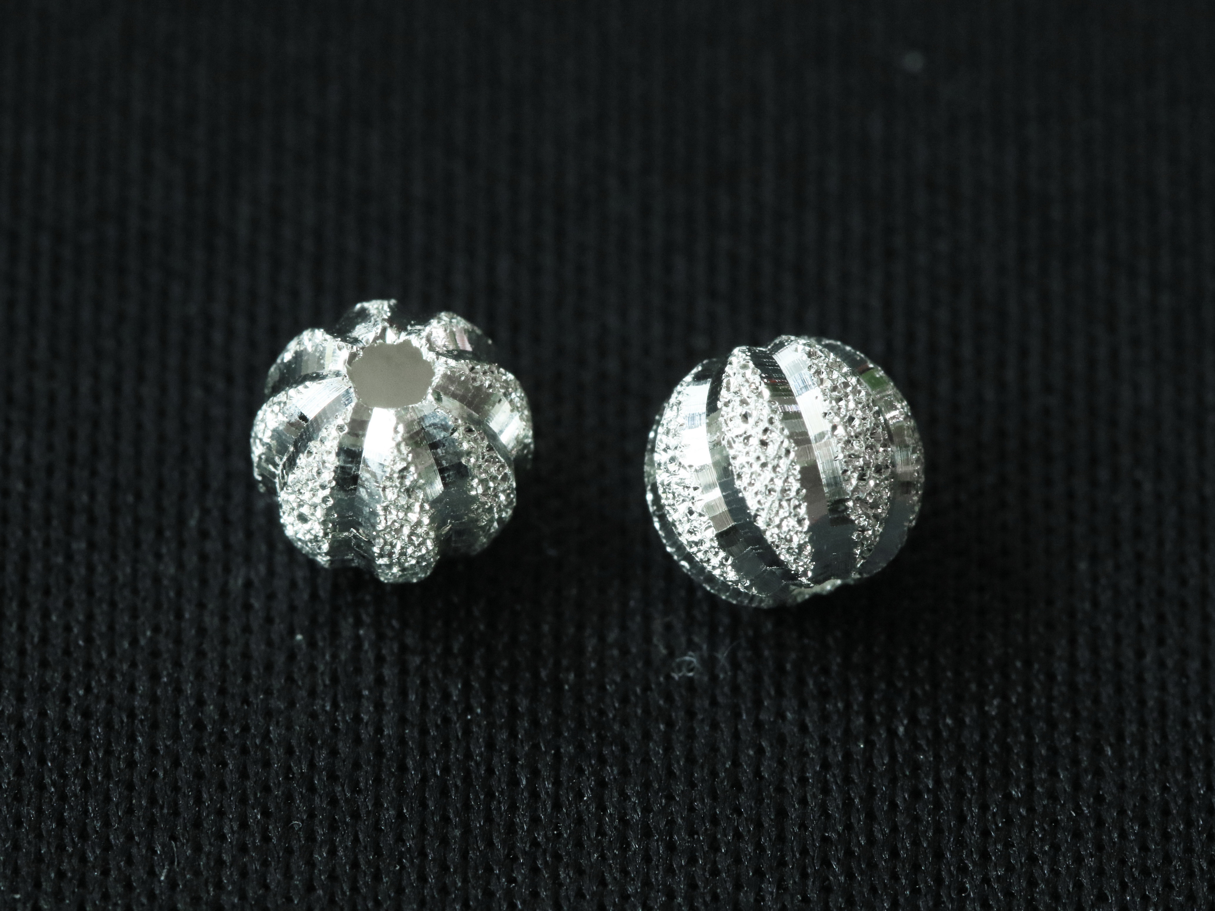 Beads LSMD 6018