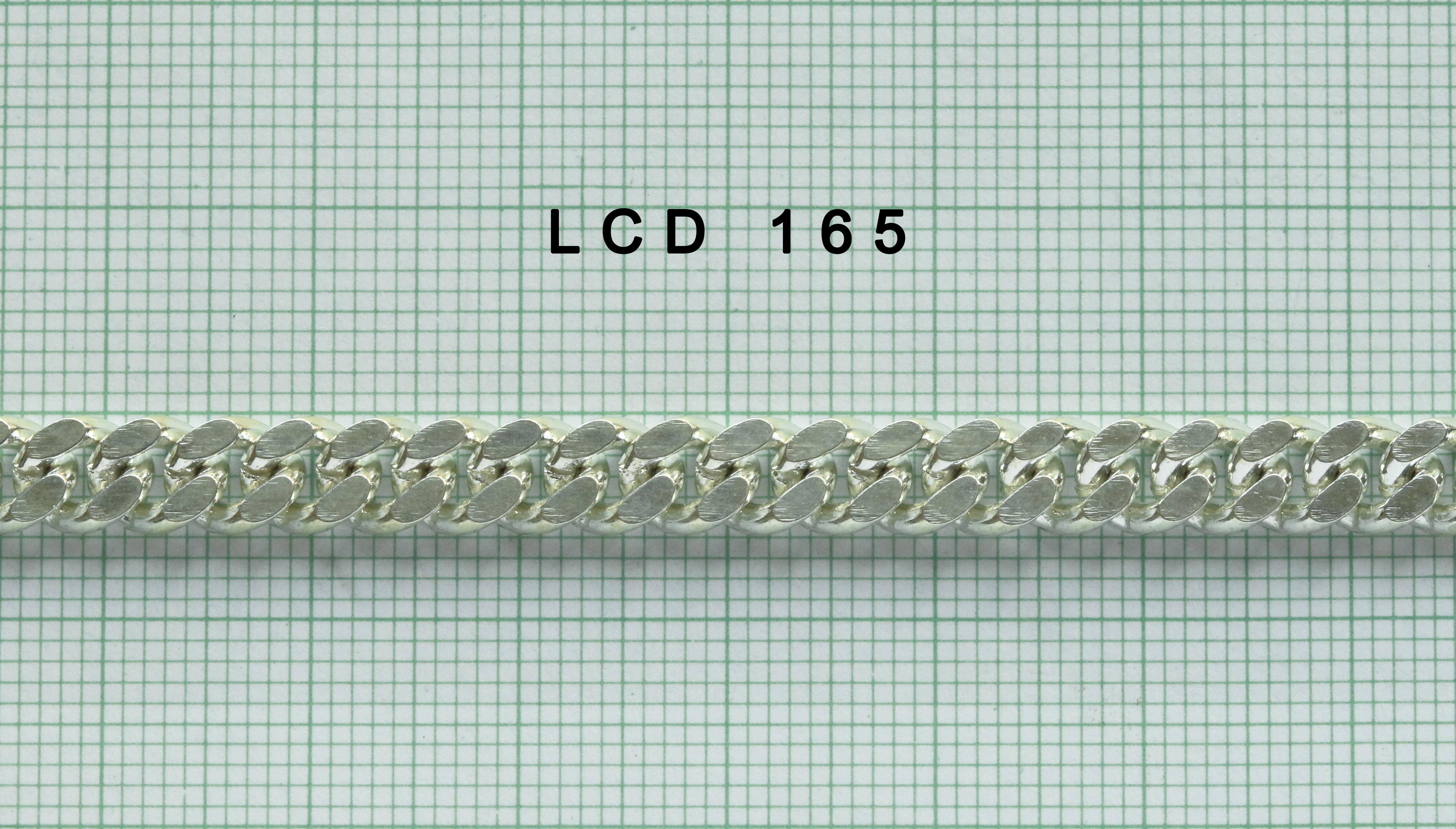 Curb Chain LCD